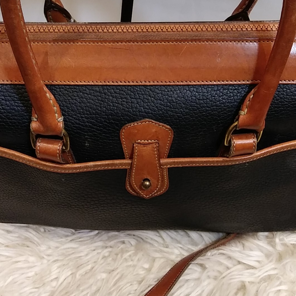 DOONEY & BOURKE VINTAGE CROSSBODY PURSE ONLY - Picture 11 of 17